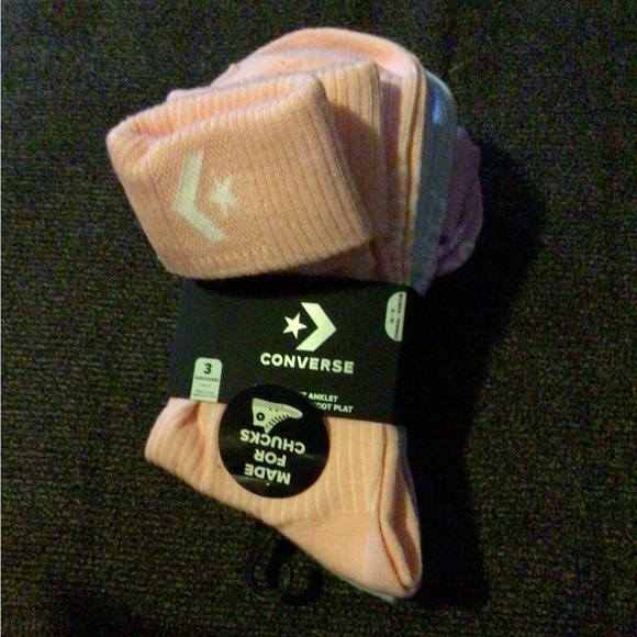 Converse Womens NWT Light Pink Ankle Socks - Picture 1 of 4